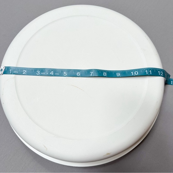 TUPPERWARE Vintage Serving Center Tray Off White Veggie 1665-3 - Picture 7 of 7